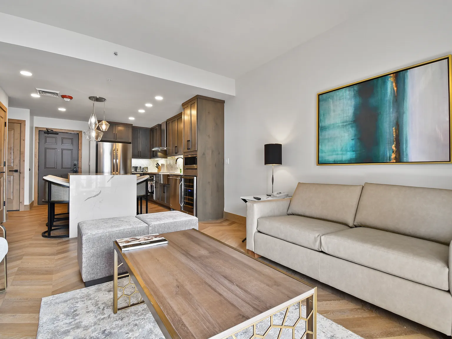 1 bed, 775 sqft, $2,235 — Photo 3