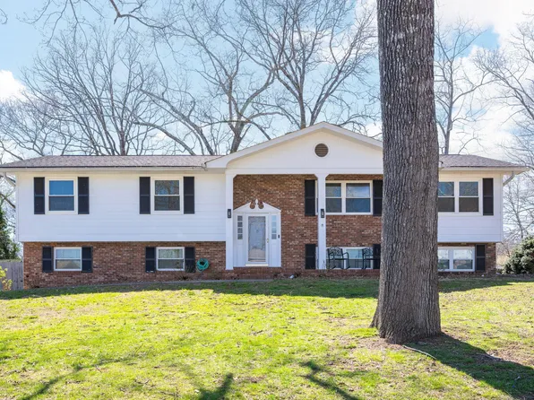 7318 Valley Ln, Hixson, TN 37343