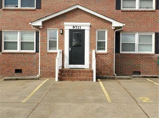 9711 8th View St APT 3, Norfolk, VA 23503