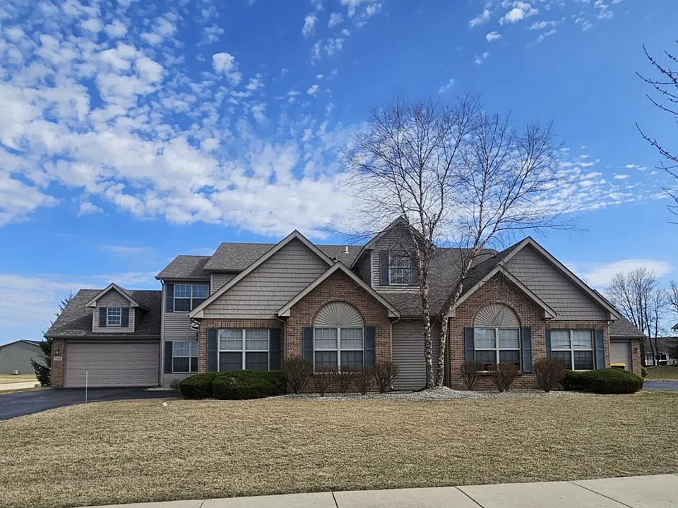 7285 Rolling Hills Ln #2