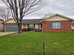 322 Ryan Dr, Fairview Heights, IL