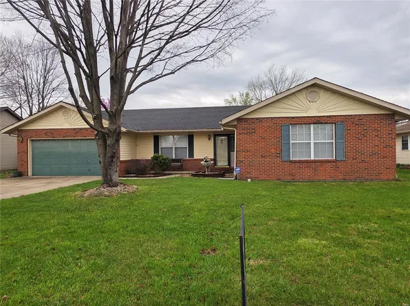 322 Ryan Dr, Fairview Heights, IL 62208