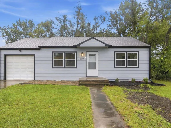 1024 SE 33rd Ter, Topeka, KS 66605