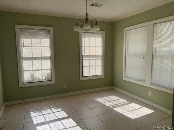 2130 Yancey Ave, Montgomery, AL 36107