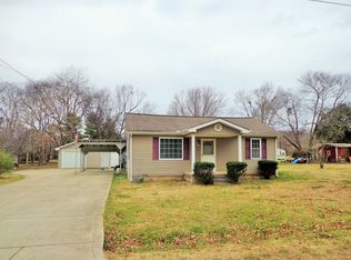 207 Brown Town Rd, Waverly, TN 37185