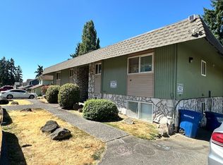 24021 25th Ave S APT 1, Des Moines, WA 98198