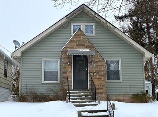 2077 16th St SW, Akron, OH 44314