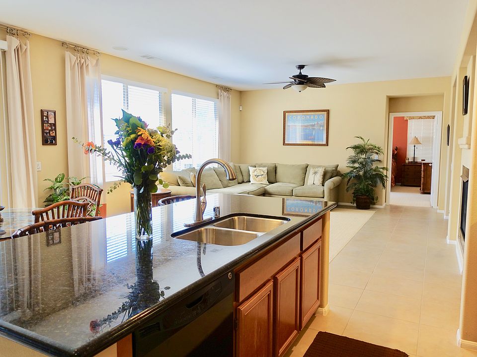 1st image of 34175 Camelina St
