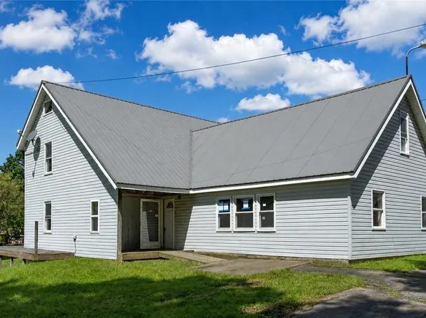 890 Campbell Run Rd, Ford City, PA 16226