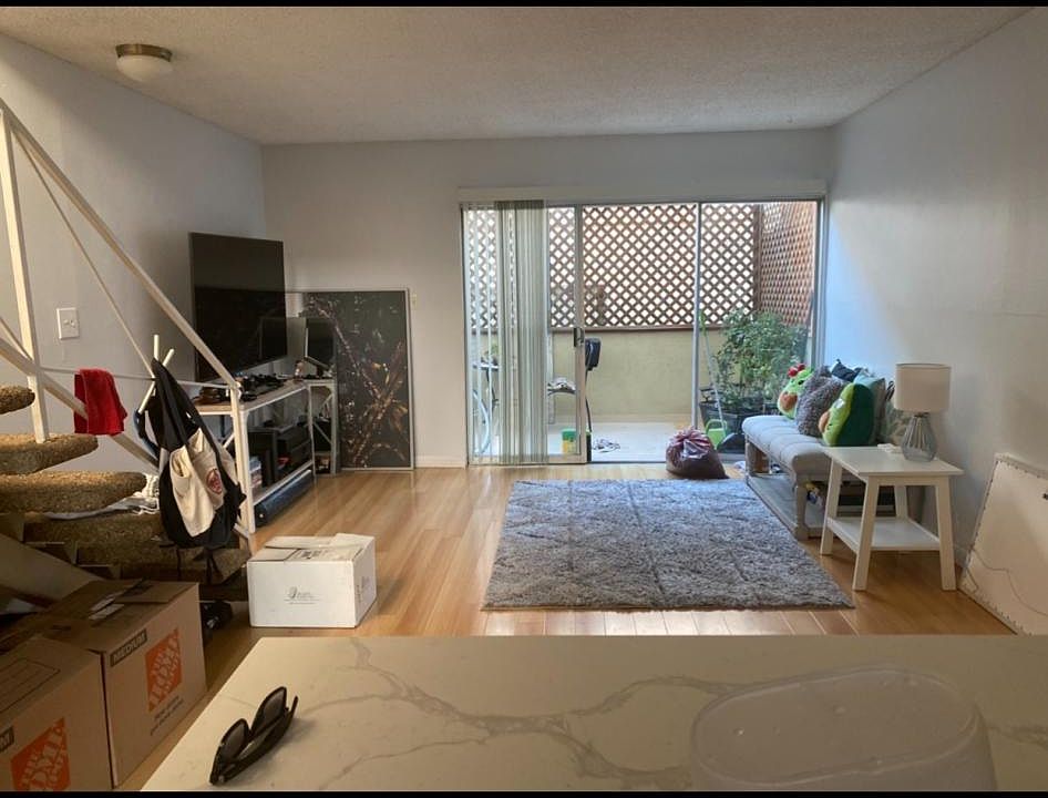 1st image of 1227 Euclid St APT 4