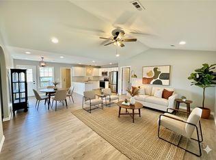 1301 Eastview Dr, Berryville, AR 72616