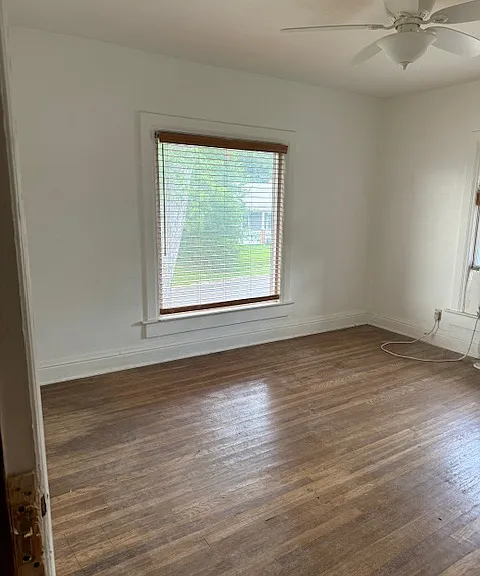 510 N Odell Ave — Photo 8