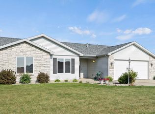 12119 Strada Way, Fort Wayne, IN 46818