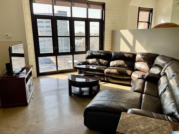 5th image of 2201 5th Ave S APT 305