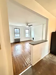 142 Franklin Street, #3A