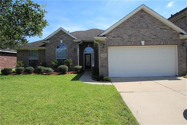 1st image of 13918 Abbey Ln