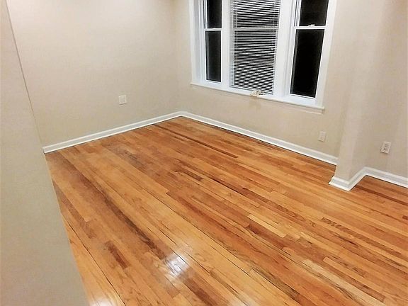 5th image of 5224 W Montrose Ave #1