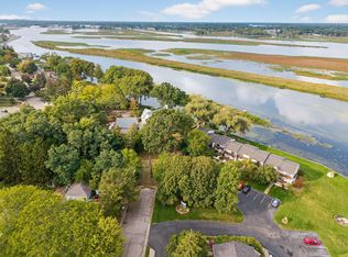 411 Gidley Ave, Grand Haven, MI 49417