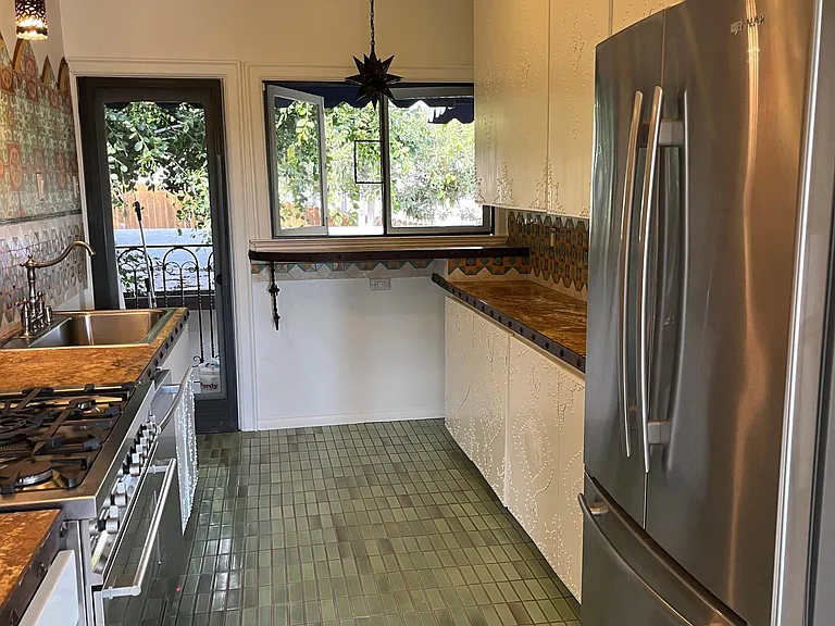 1517 Elevado St #SOURCE — Photo 10