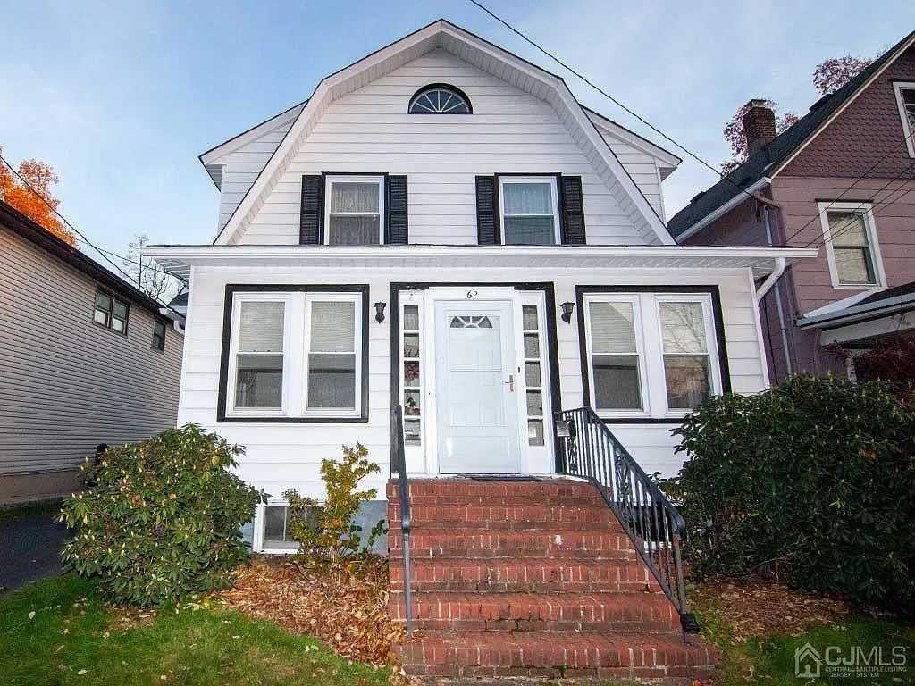 62 Van Liew Ave photo 1