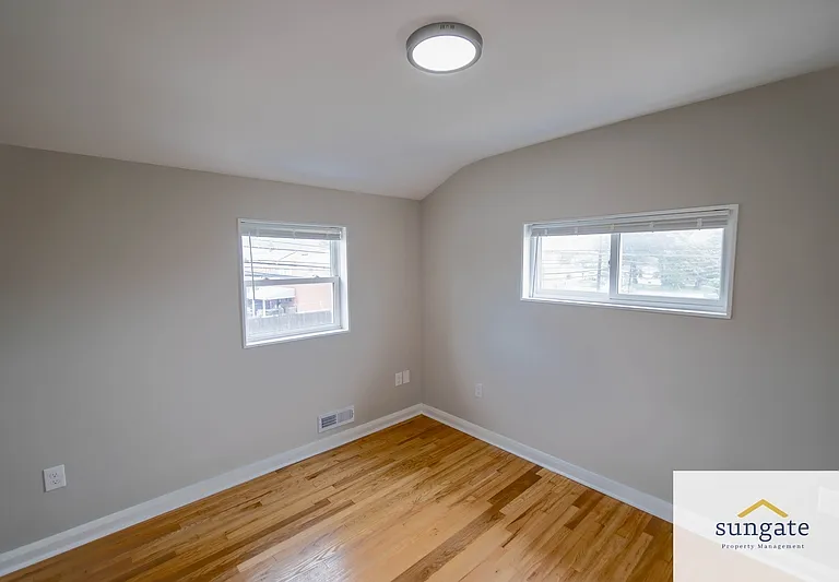 3427 N Point Rd — Photo 11