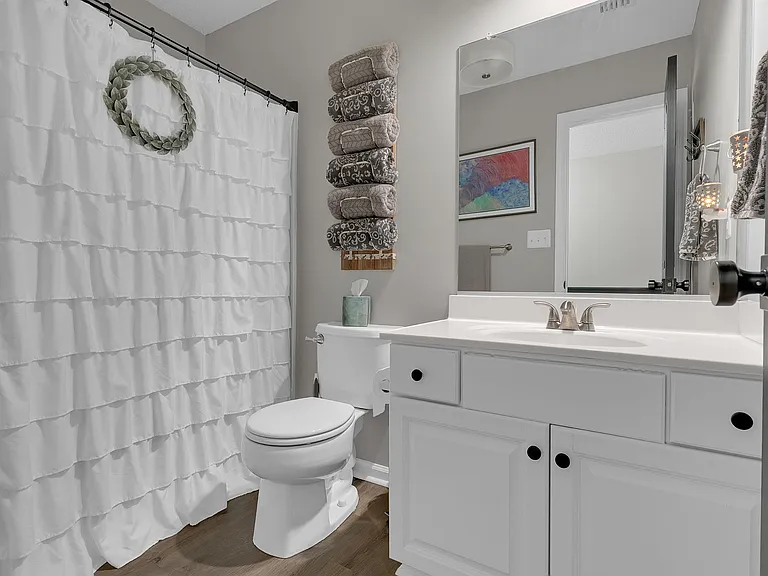 805 Vantage Ct — Photo 10