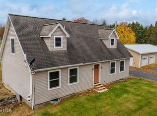 78 Whispering Pines Rd, Stillwater, PA 17878