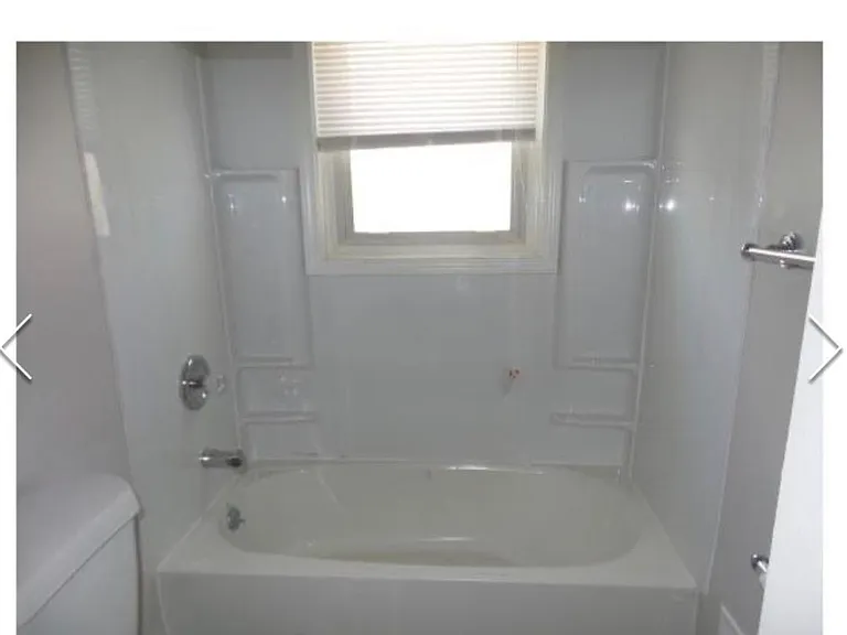 1821 Anne Ave — Photo 9