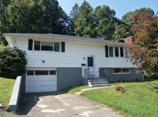 94 Cottage Grove Ln, Waterbury, CT 06706