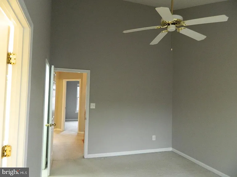 7574 Great Swan Ct — Photo 10