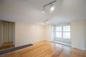 10 Hendricks St #1 — Photo 11