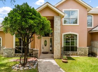 9819 Cash Mountain Rd, Helotes, TX 78023