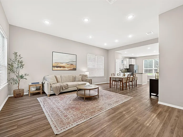 12789 Royal West Dr — Photo 6