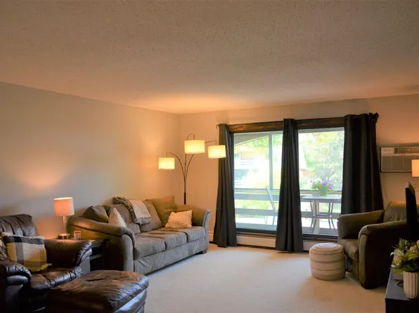 4379 Wilshire Blvd #308, Mound, MN 55364