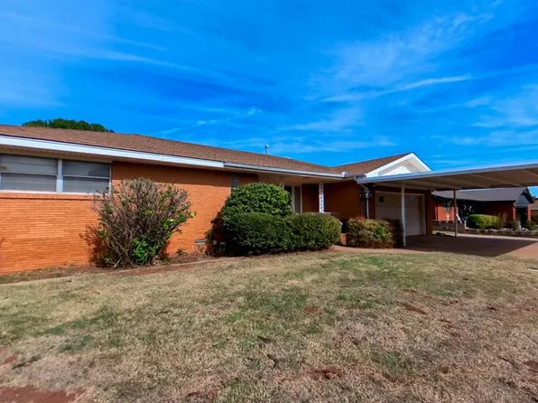 412 S 25th St, Clinton, OK 73601