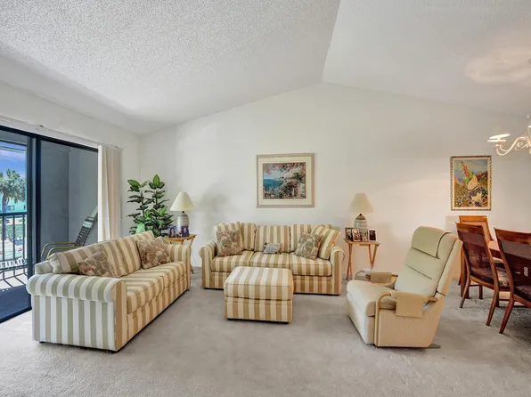 15301 Pembridge Avenue #75, Delray Beach, FL 33484