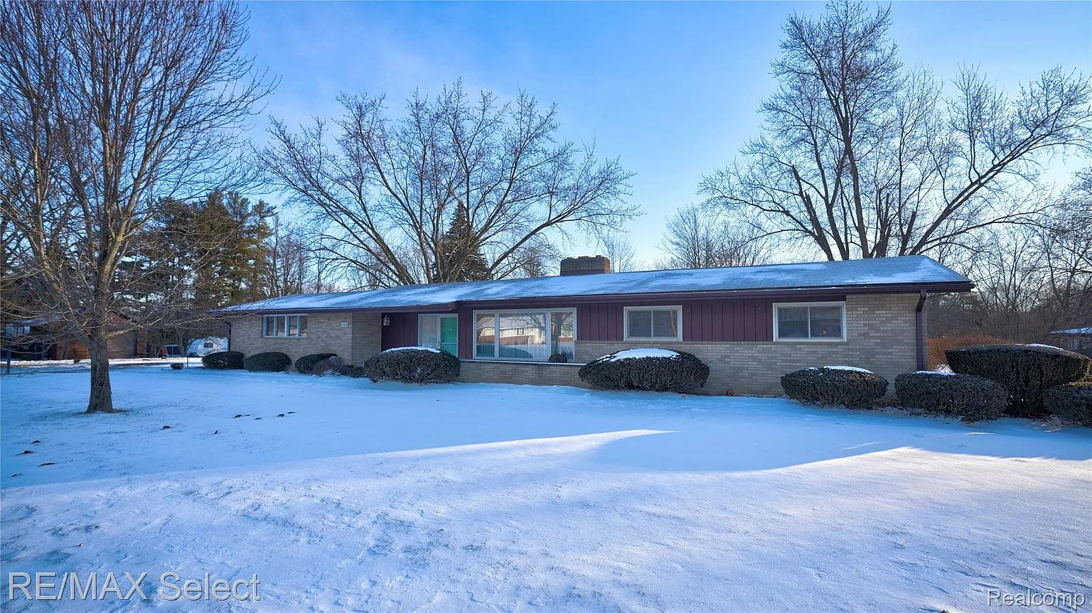 1504 Sun Terrace Dr photo 1