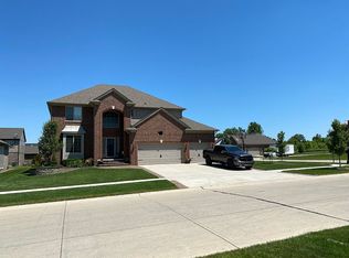 24355 Caspian Dr, Macomb, MI