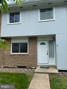 1936 Cambridge Dr, Crofton, MD, 21114