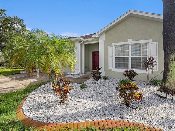 2nd image of 9405 Cypress Harbor Dr