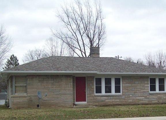 2nd image of 1701 Chester Blvd