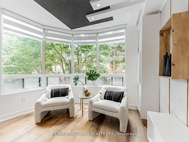 333 Clark Ave W #321 — Photo 5