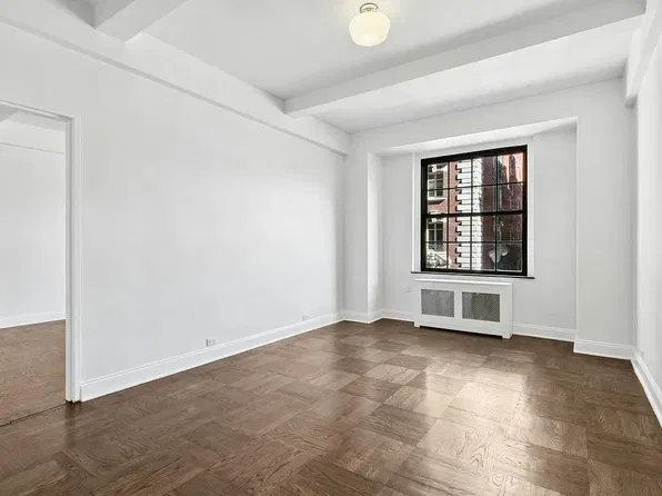 160 W 71st St APT 5M, New York, NY 10023