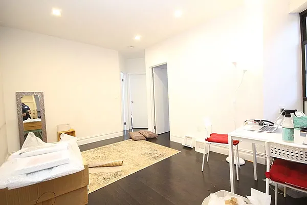 Rented by Compass | media 2