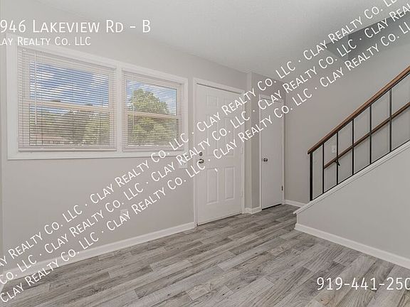 2nd image of 1946 Lakeview Rd #B