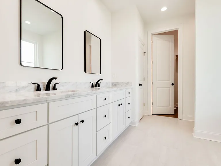 204 Benson Grove Dr — Photo 10