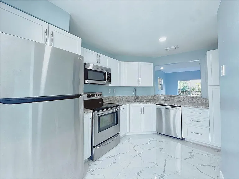 10014 Hammocks Blvd #201 — Photo 4