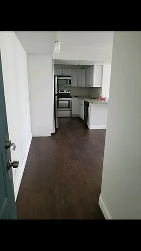 706 Executive Center Dr Photo 1
