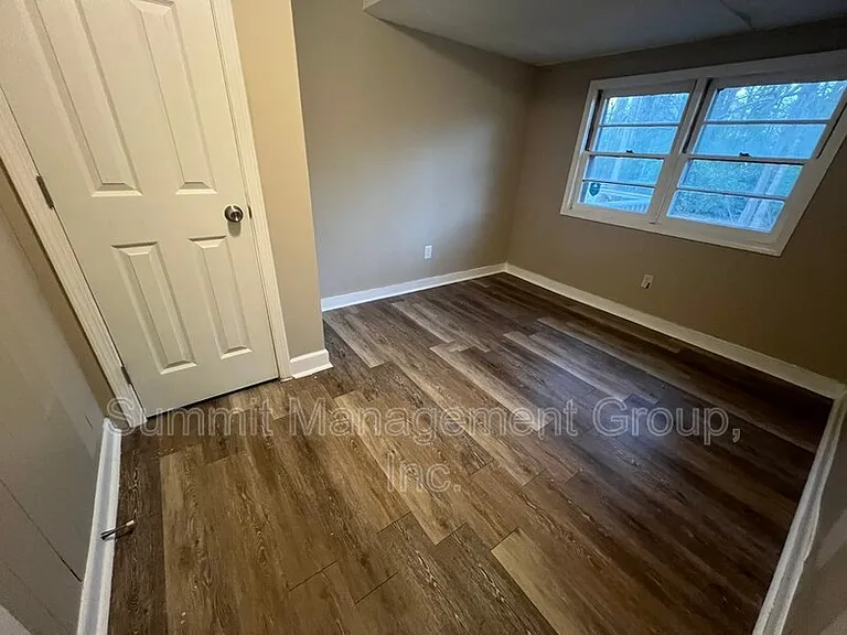 313 Ash St — Photo 14
