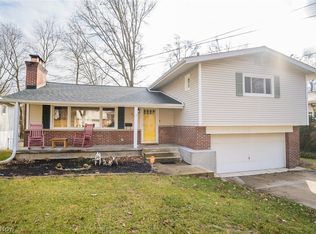 459 Garnette Rd, Akron, OH 44313